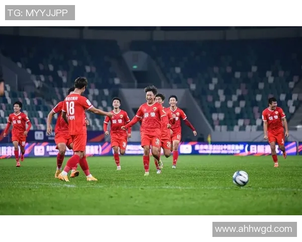 北京足球队意识争议引发热议球迷观点交锋与未来展望 北京足球队意识争议引发热议球迷观点交锋与未来展望