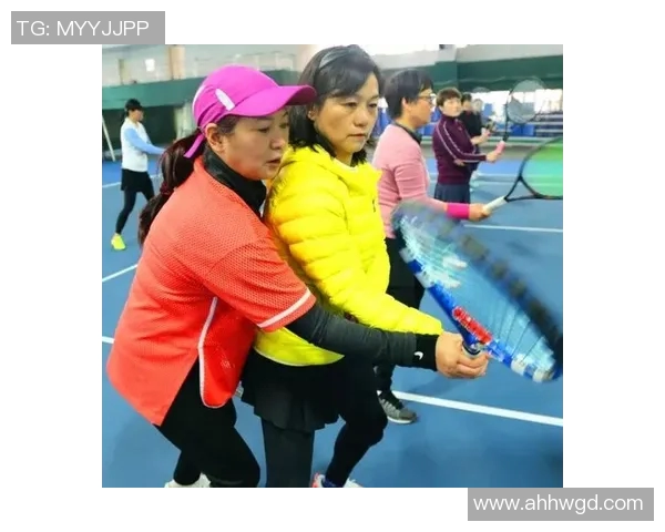 西安网球队的阵地战揭秘：深度解析网球战术与团队协作技巧