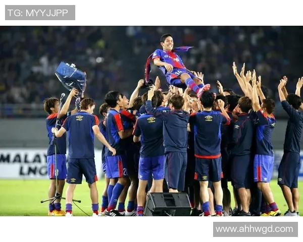 山形山神与山口雷的精彩对决揭示了足球战术与团队精神的完美结合