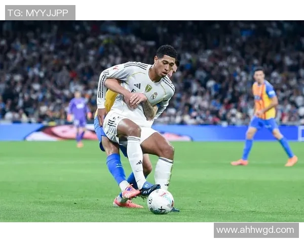 巴伦西亚对阵皇马精彩比赛录像回顾与分析分享