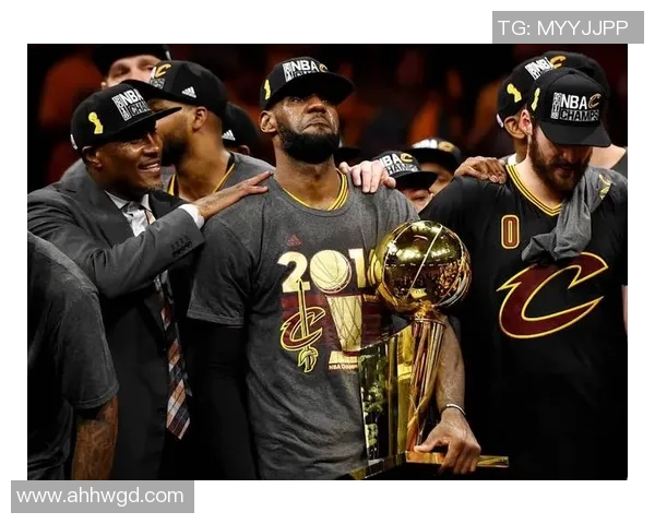 詹姆斯创历史新纪录成首位4万分1万板1万助球员震撼全场